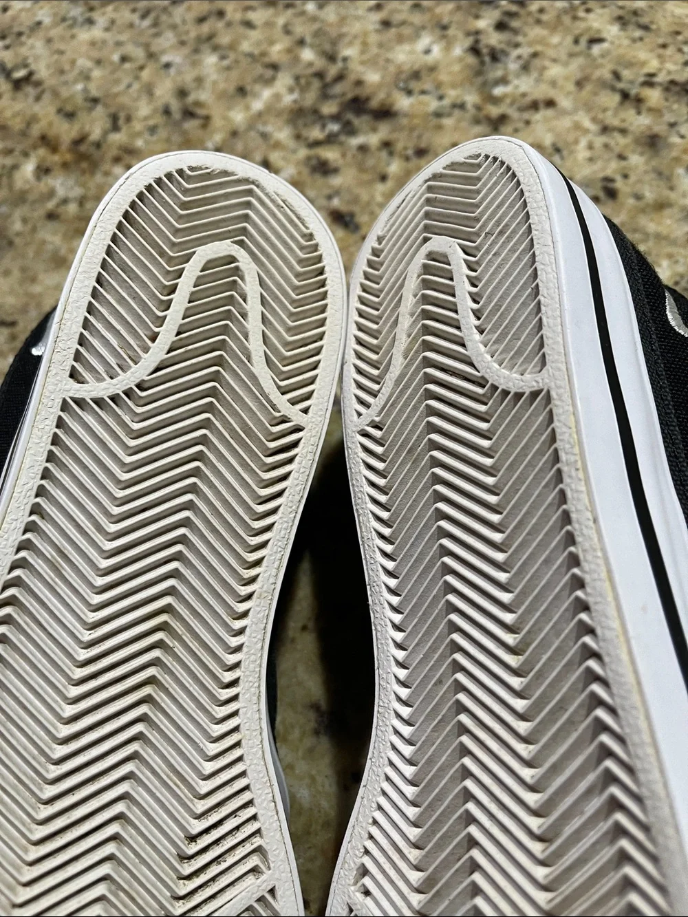 Nike Court Legacy Canvas Slip On